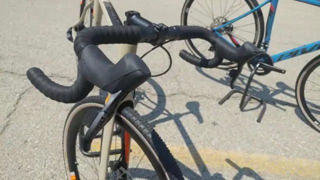 pivot cycles vault gravel bike