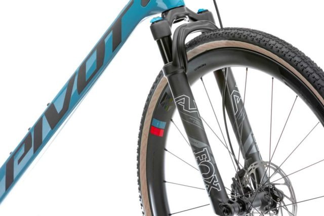 pivot cycles vault gravel bike