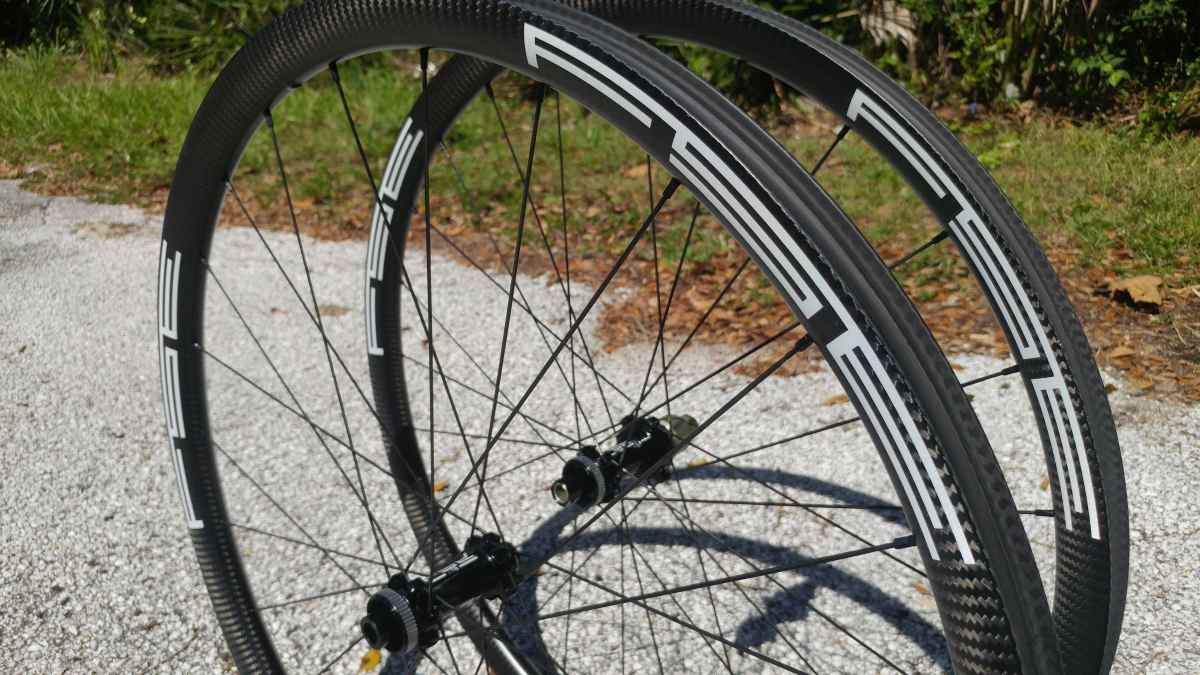 carbon gravel wheels