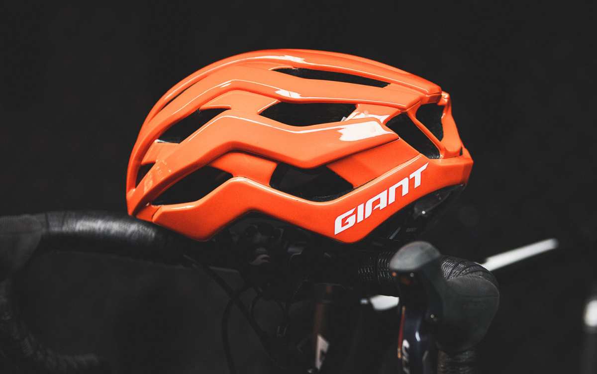 giant road bike helmet