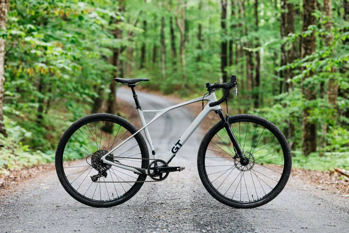 Gravel bike gt online grade